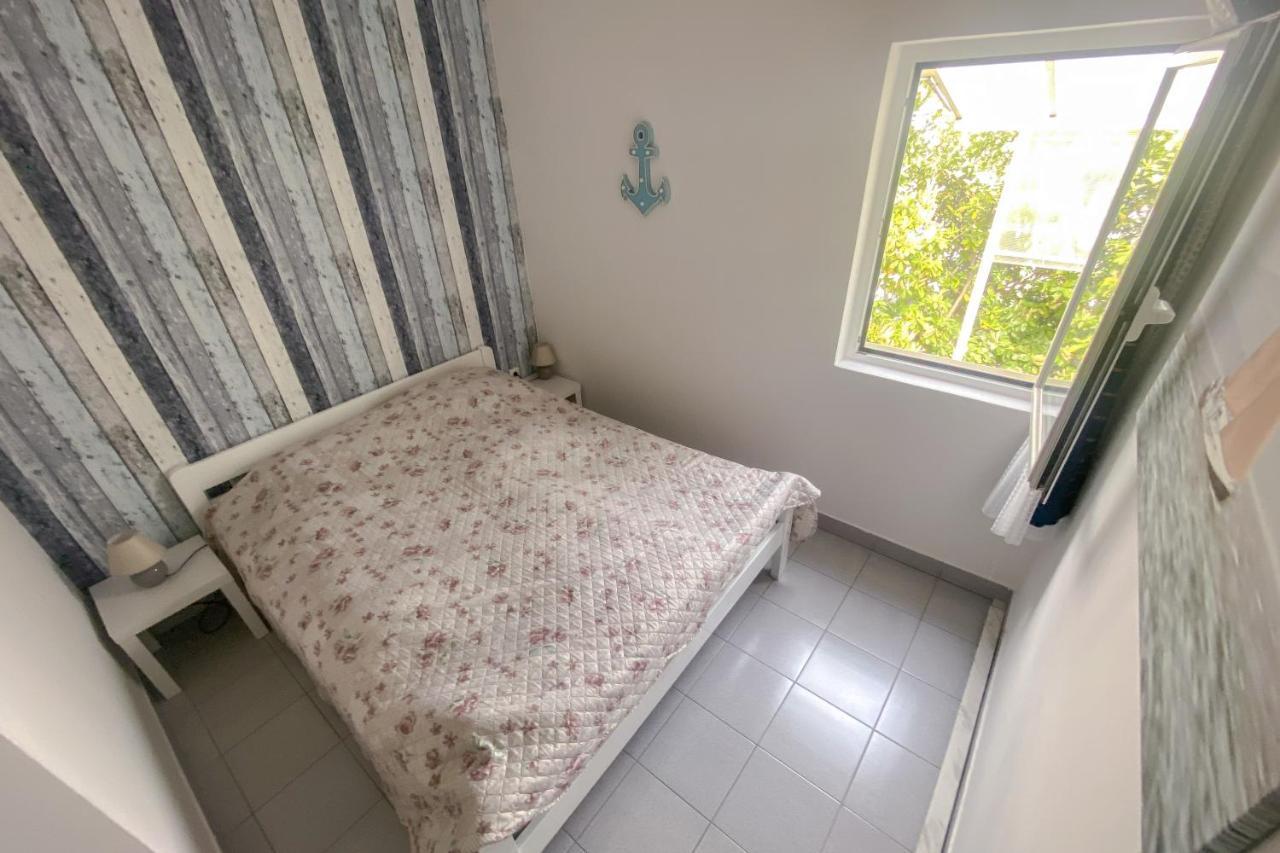 Beach Apartment - 50M From The Beach With Free Parking Biograd Na Moru Zewnętrze zdjęcie