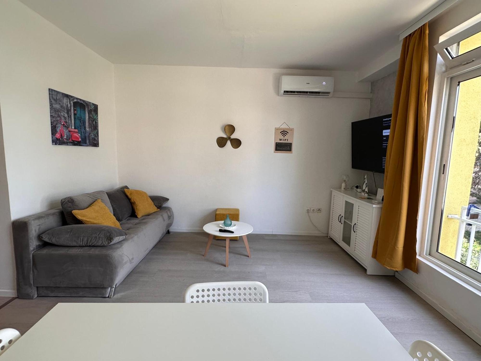 Beach Apartment - 50M From The Beach With Free Parking Biograd Na Moru Zewnętrze zdjęcie